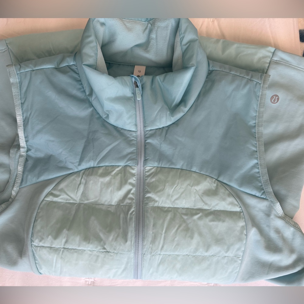 NWT Lululemon Down For It All Vest in Sea Frost Size 12